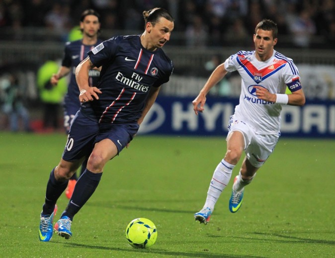 Zlatan-Ibrahimovic-lors-du-match-PSG-OL-dimanche-12-mai-2013-a-Lyon_portrait_w674