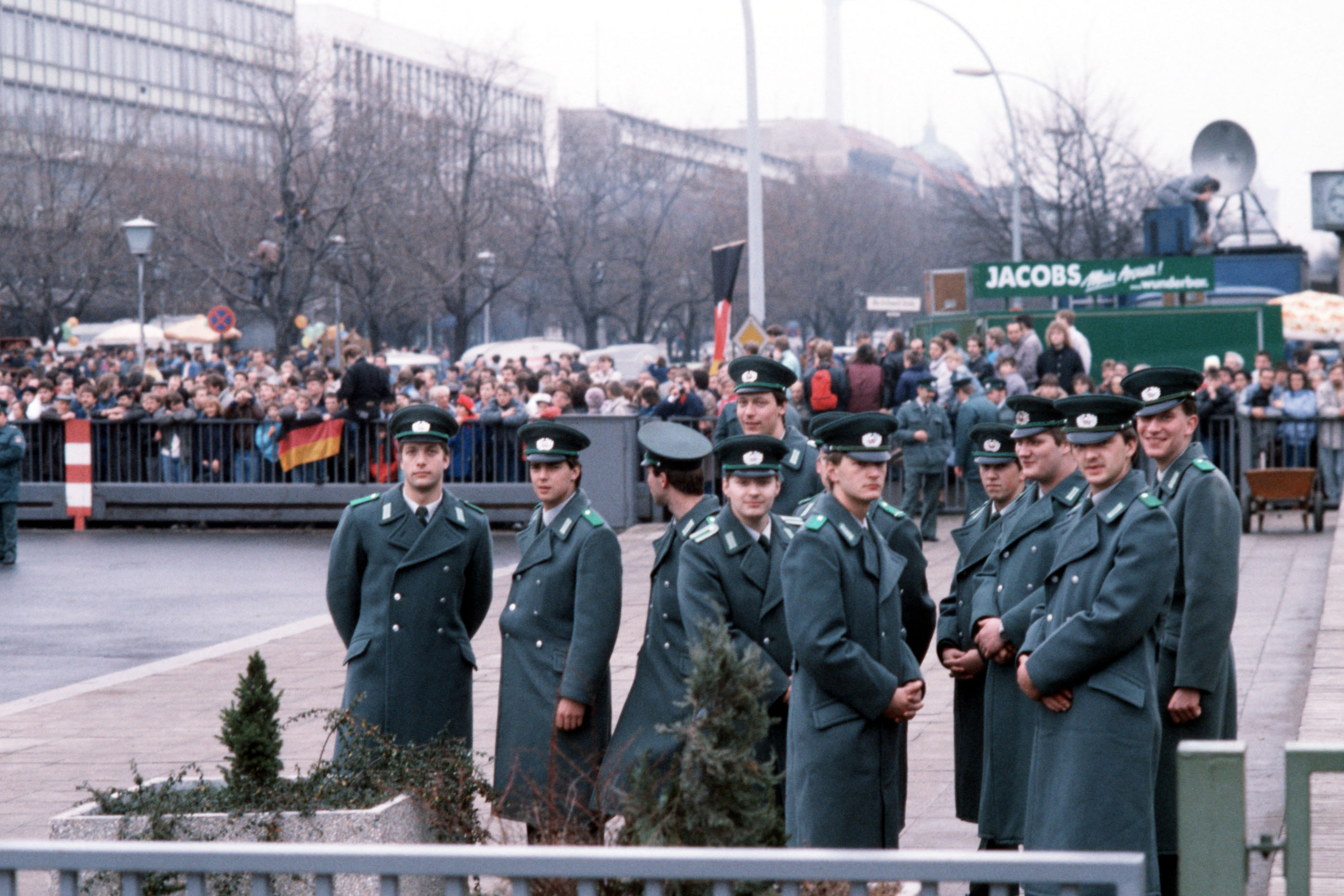 East German guards wait for the official opening of the Brandenburg Gate.
